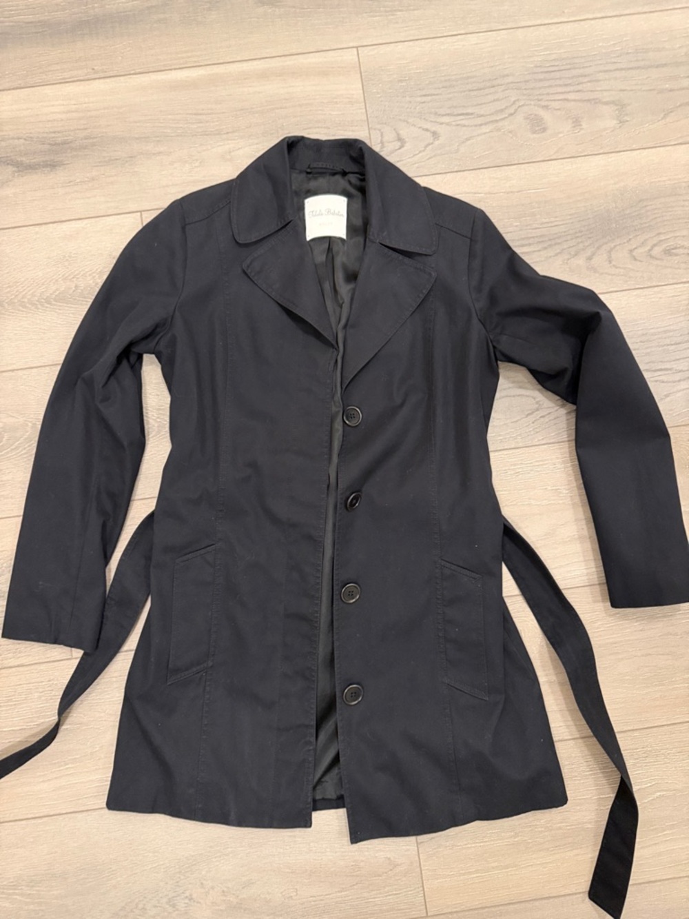 Aritzia Black Tailored Single-Breasted Trench Coat
